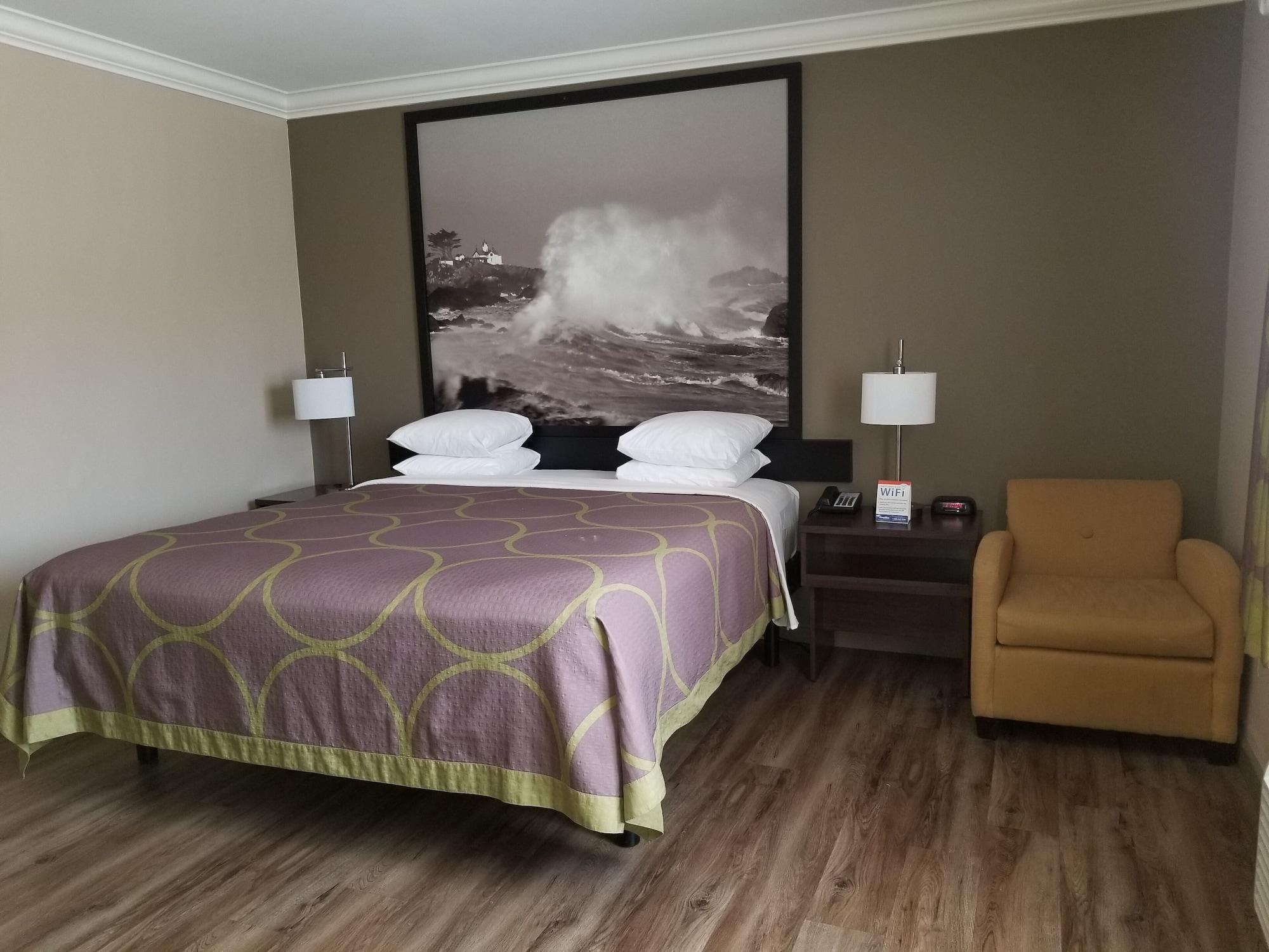 Super 8 By Wyndham Los Angeles-Culver City Area Екстер'єр фото